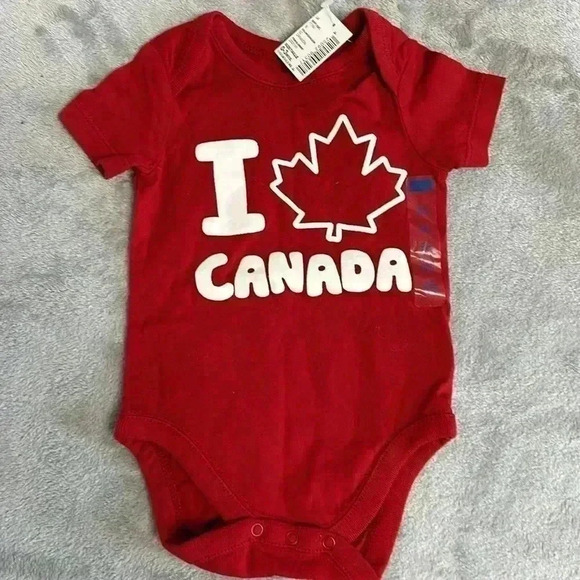 Nike  and The Children's Place (NWT) - 2 piece bundle. Size 0-3 months - Picture 2 of 6